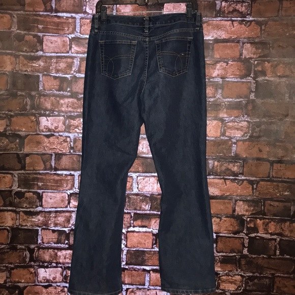 Tommy Hilfiger Boyfriend Jeans 👖 Short - Picture 5 of 5